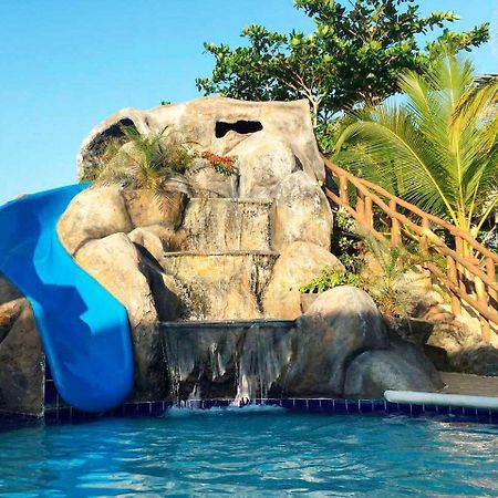 Cabanas Aqua Blue Coveñas エクステリア 写真