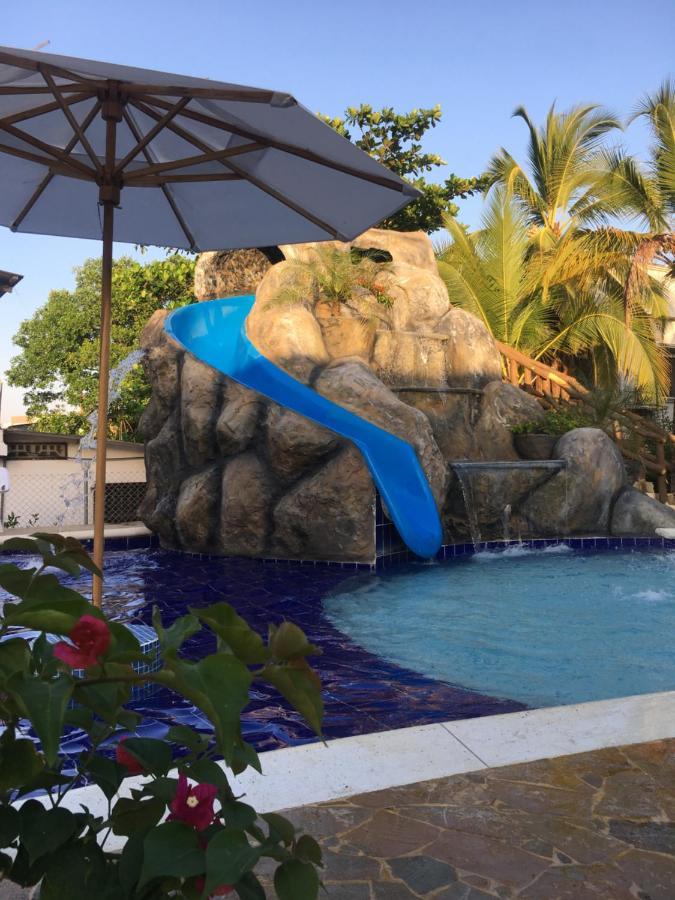Cabanas Aqua Blue Coveñas エクステリア 写真